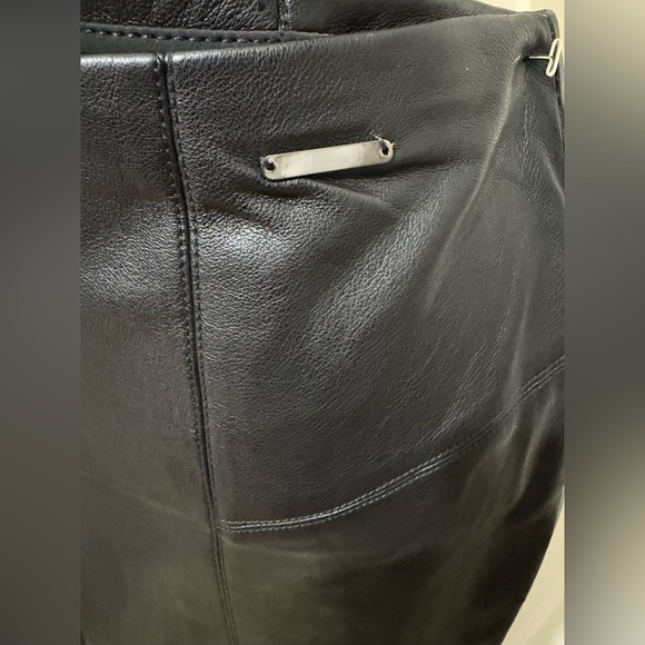 2 for $25 Marc New York Black Faux Leather Leggings Tummy Panels SZ Medium EUC - Picture 2 of 7
